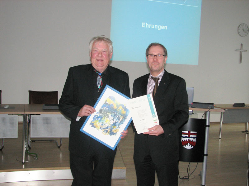 Toni Baumhr und Landrat Manfred Mller