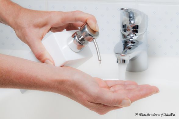 Hände waschen © Gina Sanders / Fotolia