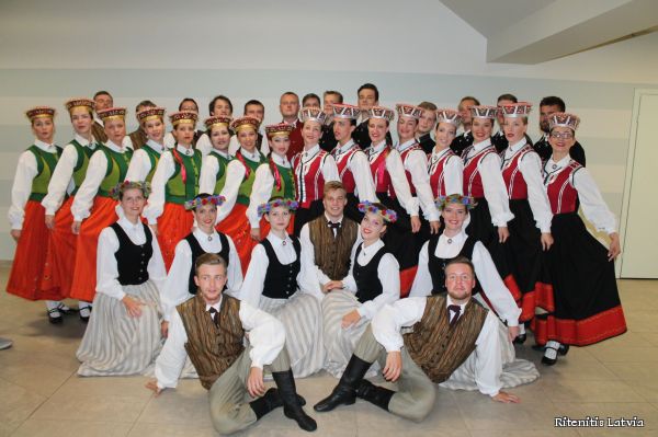 Folklore Ensemble Leigarid 