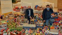 Über 1000 Päckchen für die Weihnachtspäckchenaktion der Tafel Paderborn gespendet