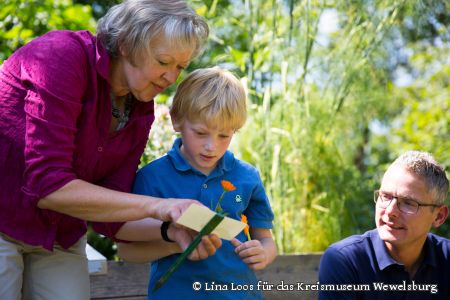 Geschichte(n) entdecken - in den Ferien ins Museum: Familien haben dienstags bis freitags freien Eintritt. Bildnachweis: Lina Loos für das Kreismuseum Wewelsburg