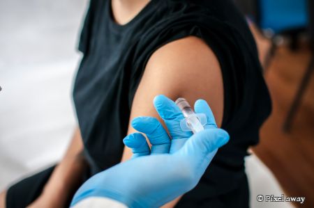 Impfberechtigte können ab sofort über separates Buchungssystem des Kreises Paderborn Impftermine für das Impfzentrum in Salzkotten buchen