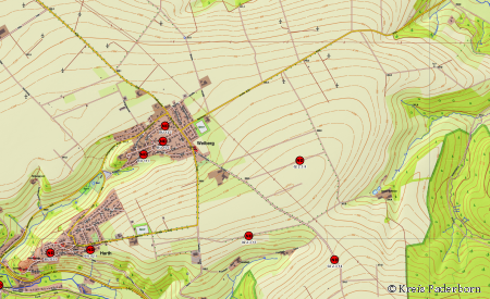 Die Linde ist als Naturdenkmal &quot;2.3.8 Linde im Haiperfeld&quot; im Landschaftsplan Büren-Wünnenberg eingetragen.