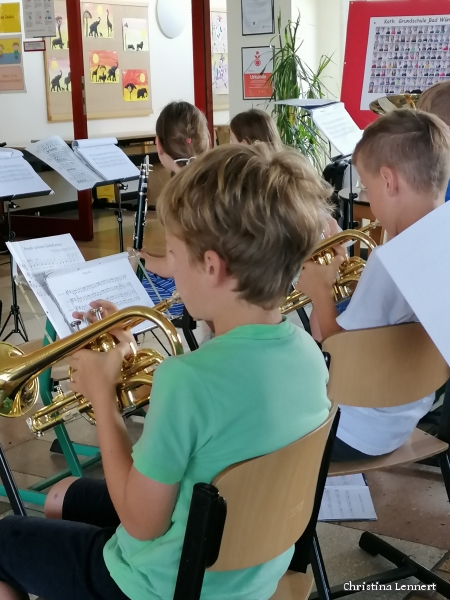 Ziehen das Publikum in ihren Bann – die Jekits-Kinder der Katholischen Grundschule Bad Wünnenberg