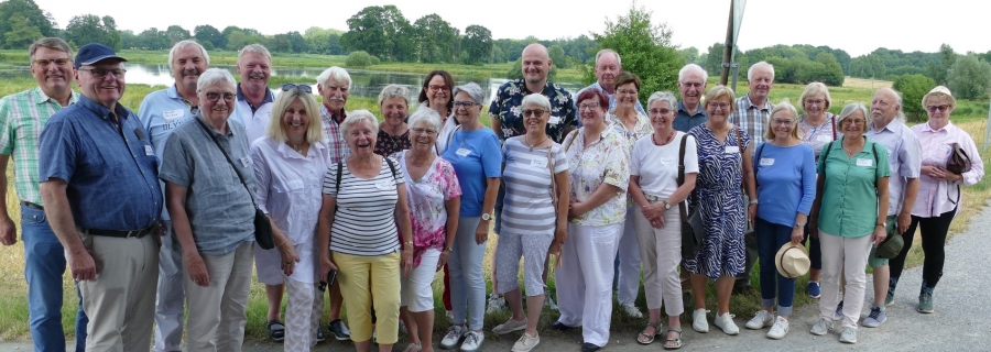 „Eine Atmosphäre des Vertrauens und der Harmonie“ – der Verein ehemaliger Kreistagsabgeordneten heißt seine Gäste aus dem Landkreis Teltow-Fläming willkommen © Ulrich Kramer