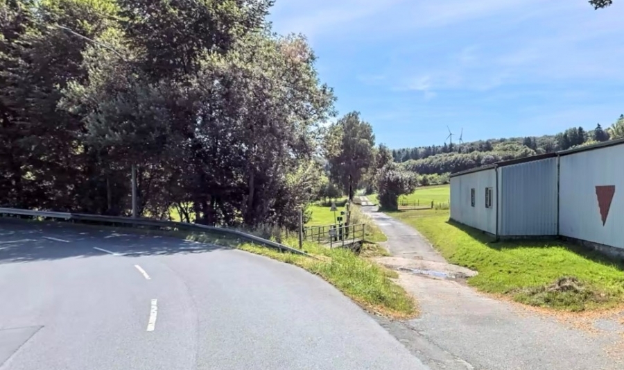 Fußgängerbrücke – an dieser Stelle wird künftig eine Wirtschaftswegbrücke über den Ellerbach führen ©Kreis Paderborn