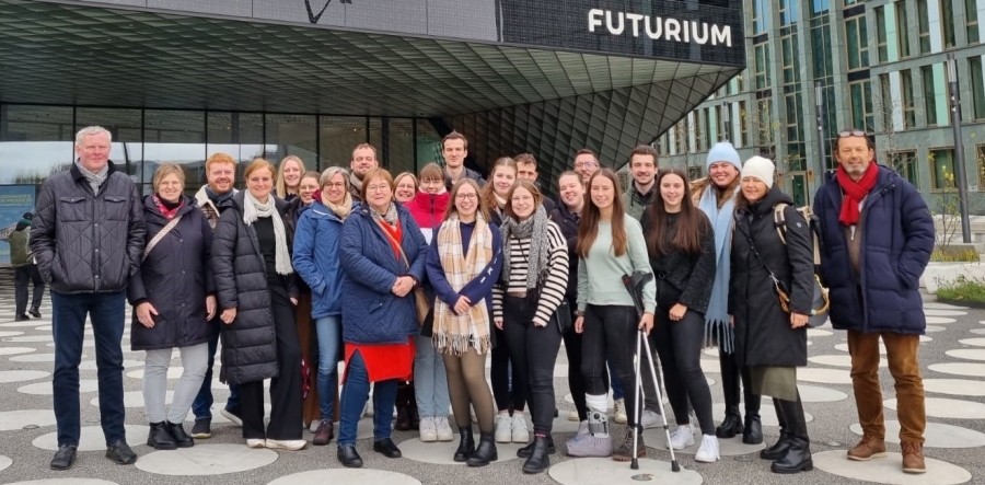  Zu Besuch in Berlin mit Ausblick auf die diesjährige Jugendfestwoche. © Kreis Paderborn  