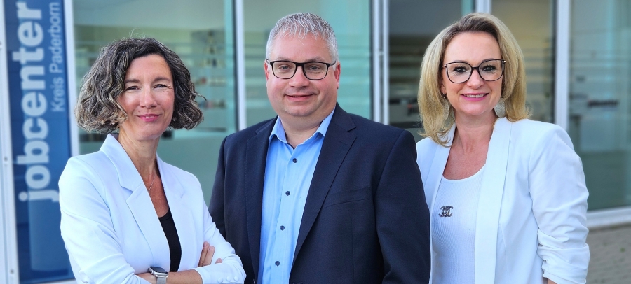 Das neue Team an der Spitze des Jobcenters Kreis Paderborn – (v.l.) Sandra Menke-Fritz, Markus Keßler und Simone Böhmer © Jobcenter Paderborn