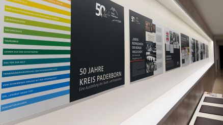 Geschichtsträchtige Ausstellung im Paderborner Kreishaus