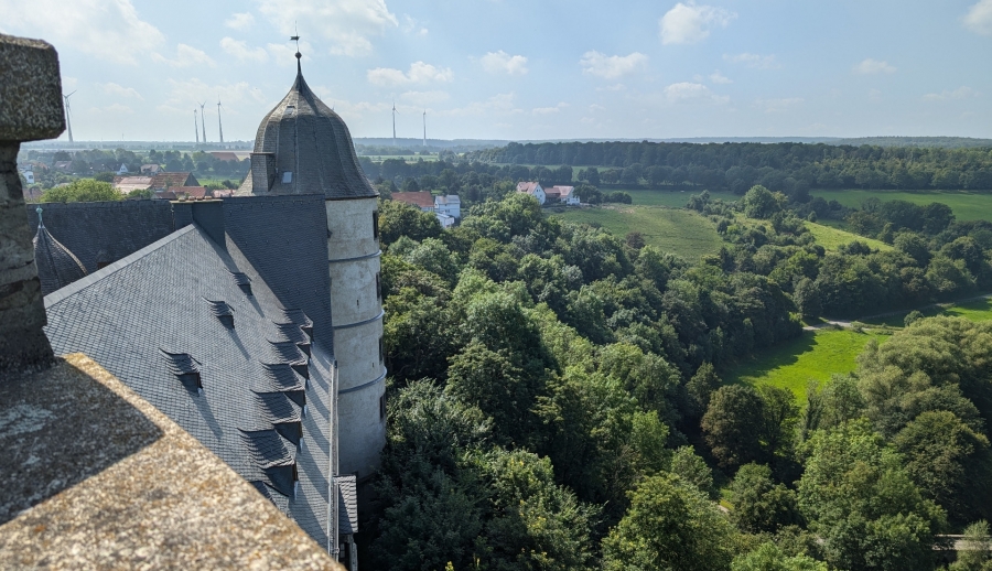 Herrlicher Ausblick vom Nordturm der Wewelsburg garantiert. (©Kreismuseum Wewelsburg)