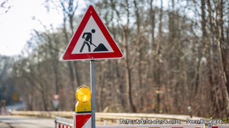 Kurzfristige Sperrung der K11 bei Herbram Foto: Adobe.stock.com - Sven Krueger