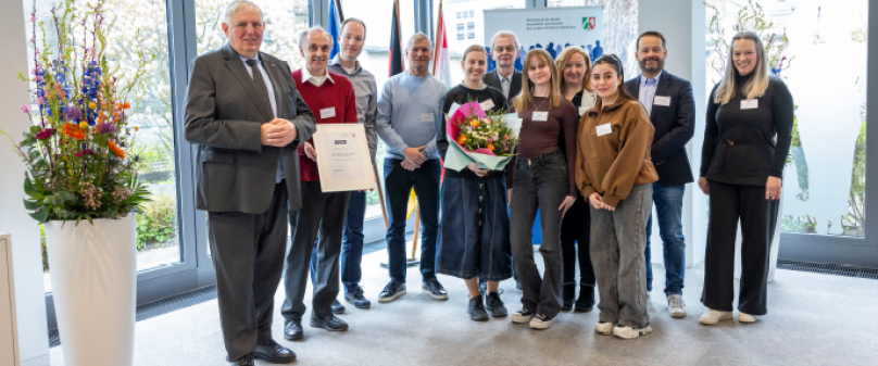 Ludwig-Erhard-Berufskolleg aus Paderborn mit Ehrenamtspreis ausgezeichnet