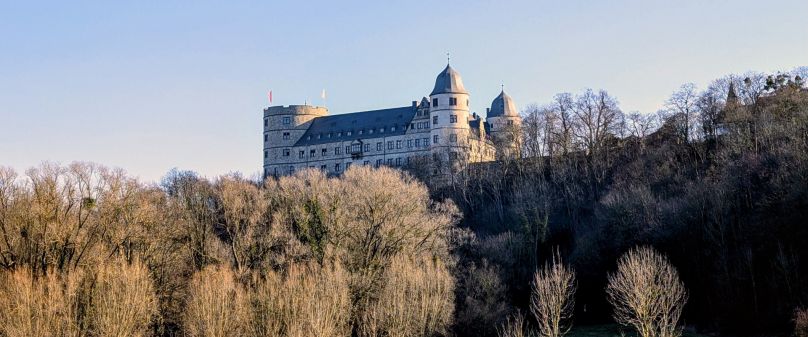 Die Wewelsburg – Kurzführung zur Schlossgeschichte mit Dolmetscher in Deutscher Gebärdensprache 