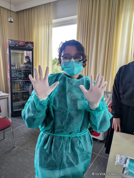 Eine Projektteilnehmerin ist voller Elan bei der Arbeit. © In VIA Paderborn e.V.