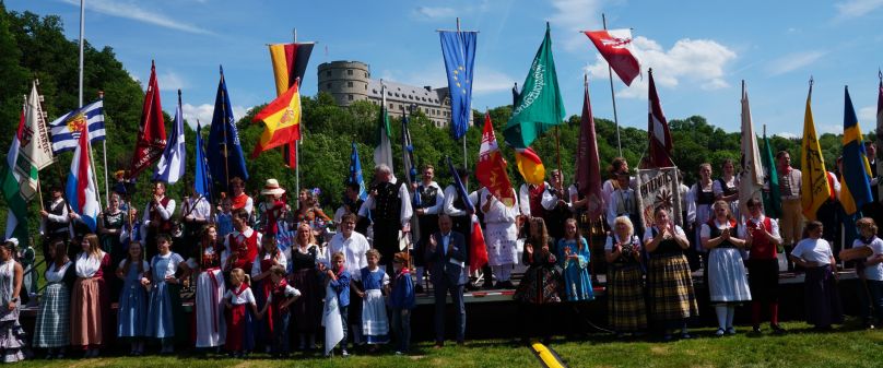 Die Jugend der Welt zu Gast an der Wewelsburg