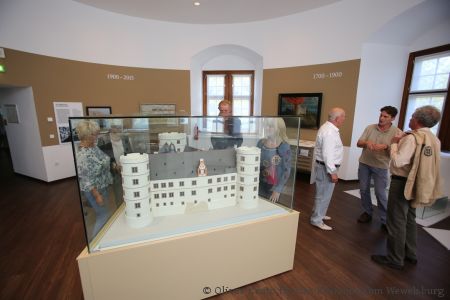 Das Burgmodell im Historischen Museum des Hochstifts Paderborn (Foto: Oliver Krato für das Kreismuseum Wewelsburg)