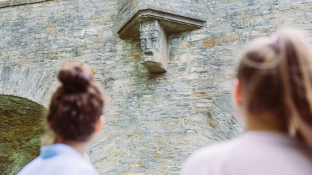 Öffentliche Führung durch die Erinnerungs- und Gedenkstätte am Sonntag, 12. Mai im Kreismuseum Wewelsburg