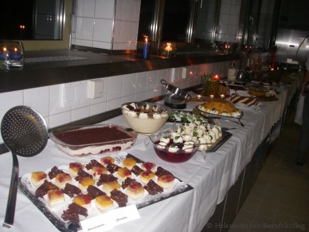 Büffet im Helene-Weber-Berufskolleg  © Helene-Weber-Berufskolleg