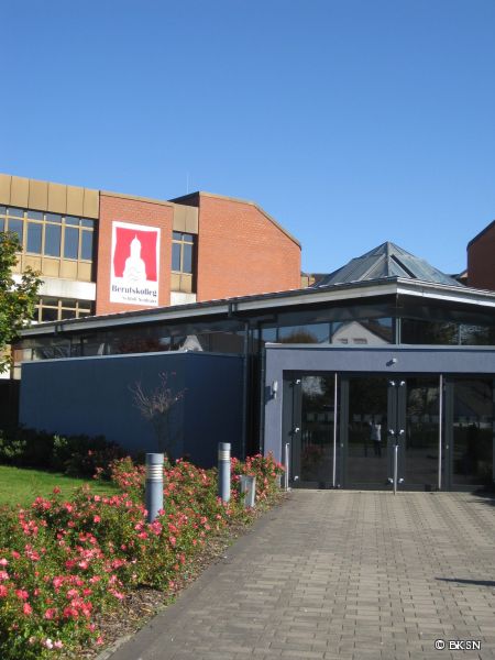 Berufskolleg Schloß Neuhaus © BKSN