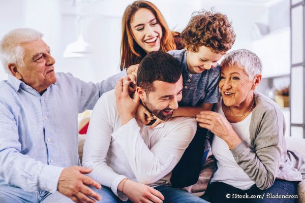 3 Generationen glücklich 