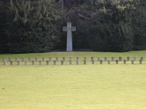 Ehrenfriedhof Bddeken